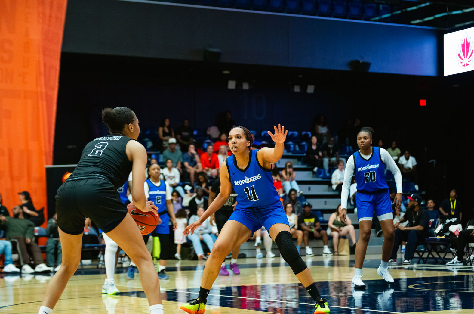 HoopQueens game night